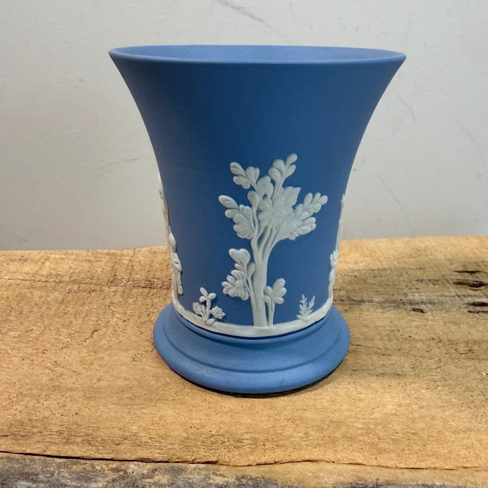 Wedgwood blue jasperware